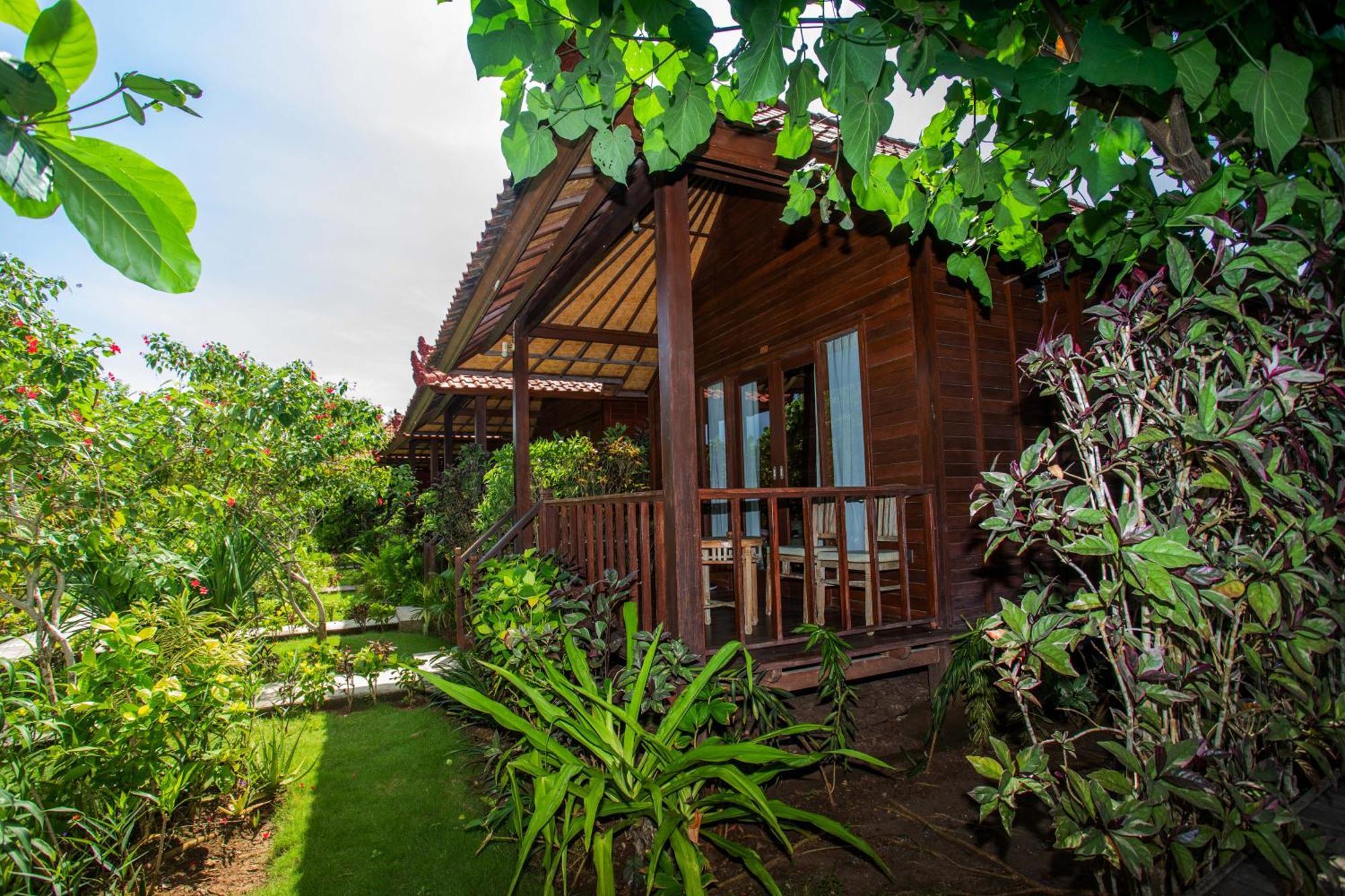 The Parnas Hotel นูซาเลมโบงัน ภายนอก รูปภาพ